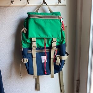 Topo rover backpack